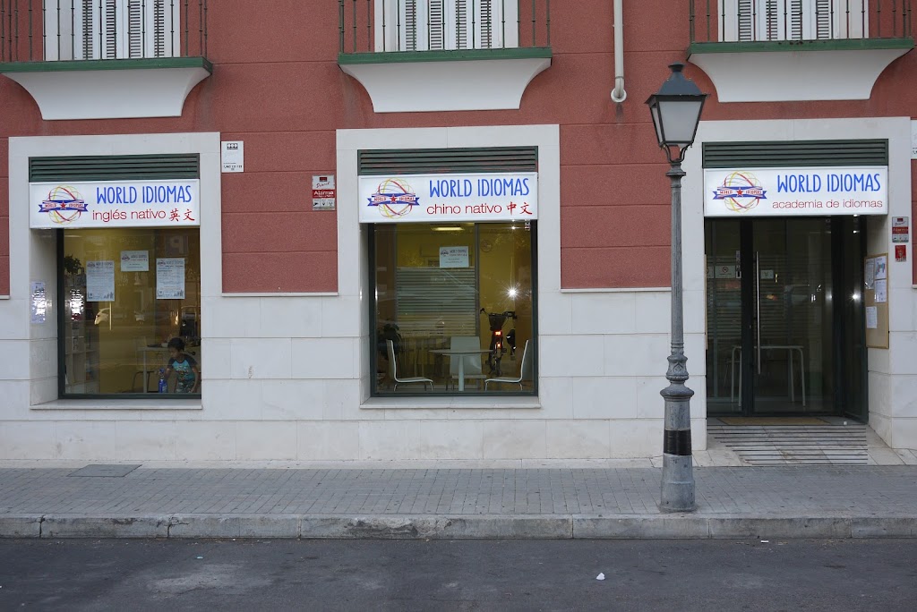WORLD IDIOMAS ACADEMIA DE INGLES Y CHINO