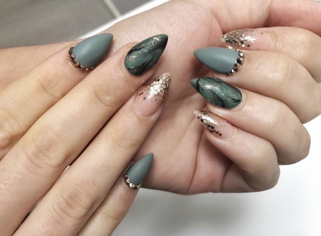 Eva Pedroche Nails & Makeup