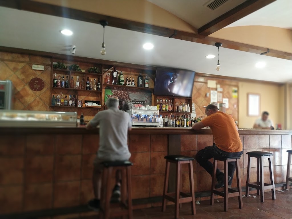 BAR-ASADOR La Avenida. — Ambiente