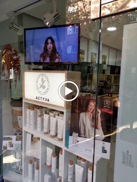 Salon Lidia Llorens , organico vegano — Videos