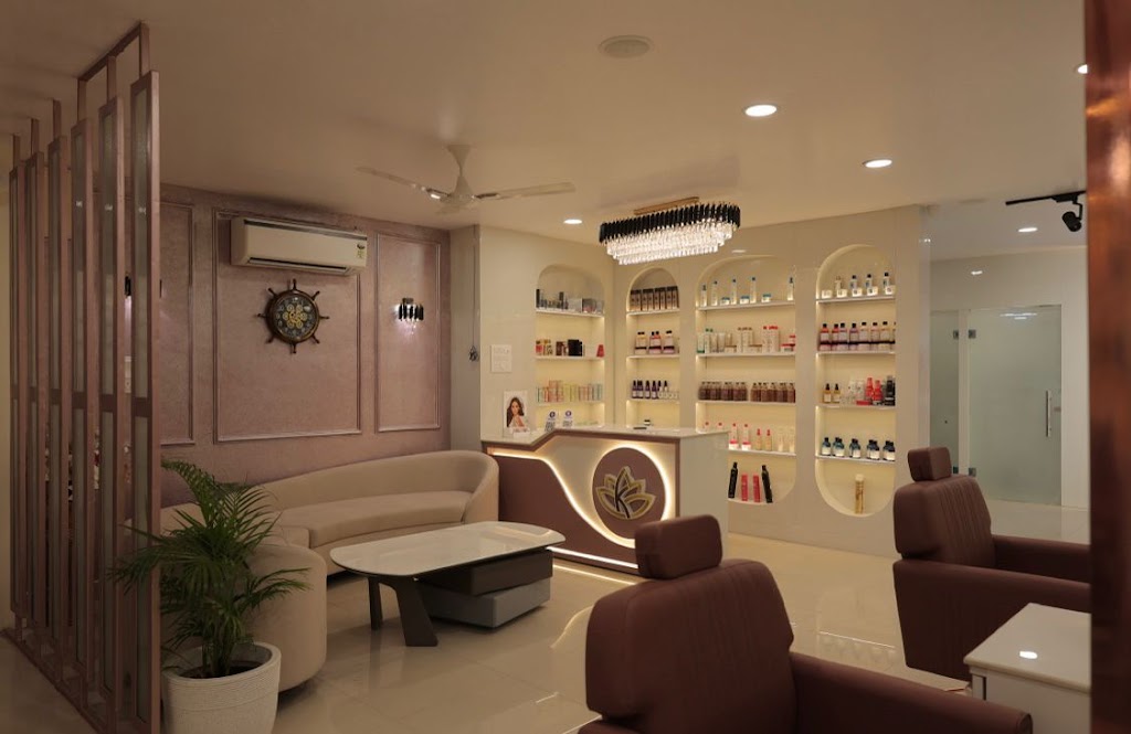 Kusumas Family Salon Makeup And Art Studio