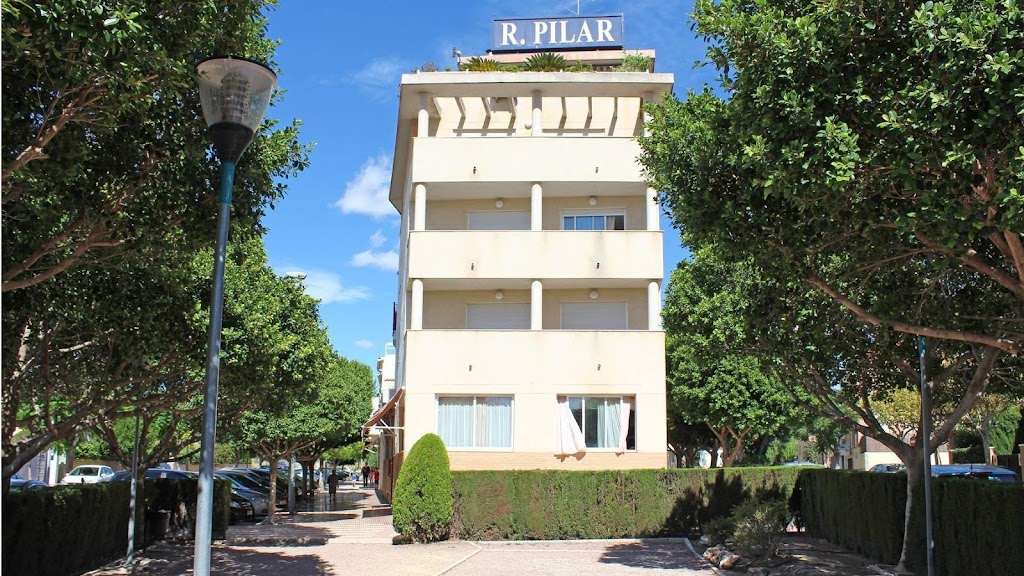 Residencia De Mayores El Pilar