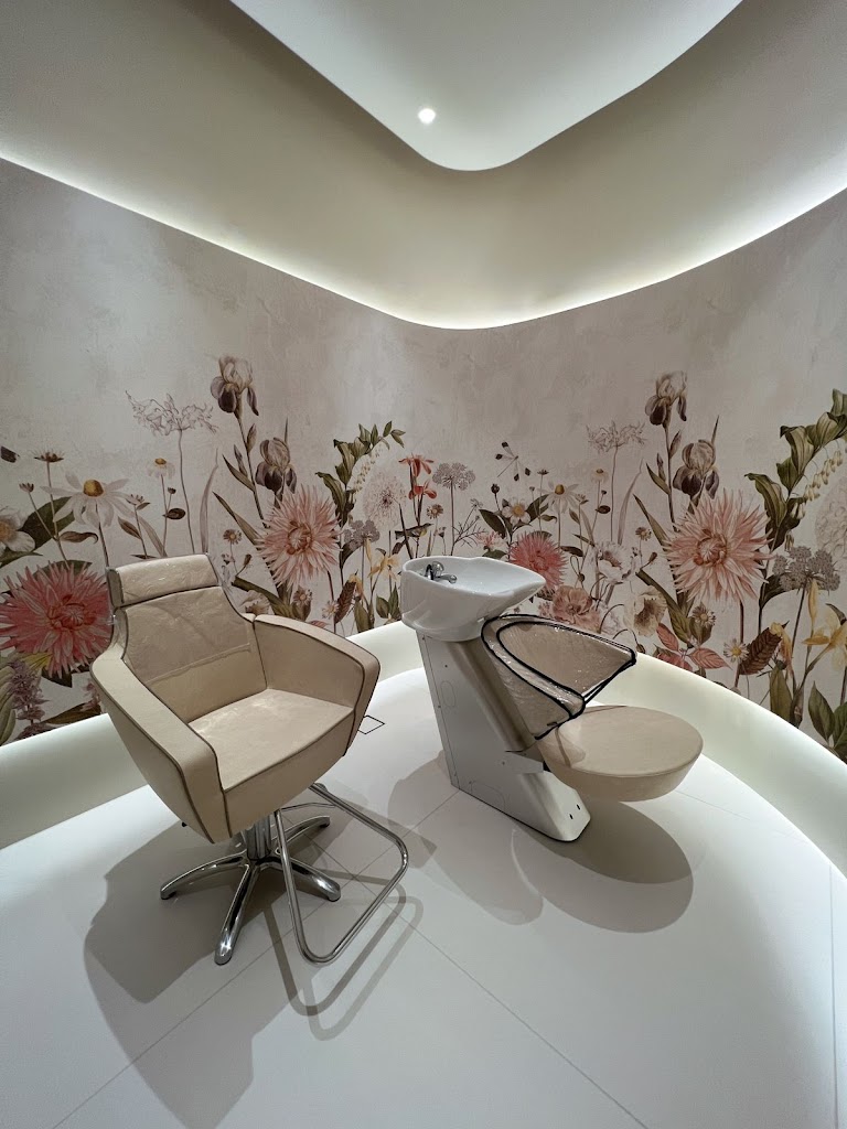 Ushi Nail Spa Al Qana Abu Dhabi