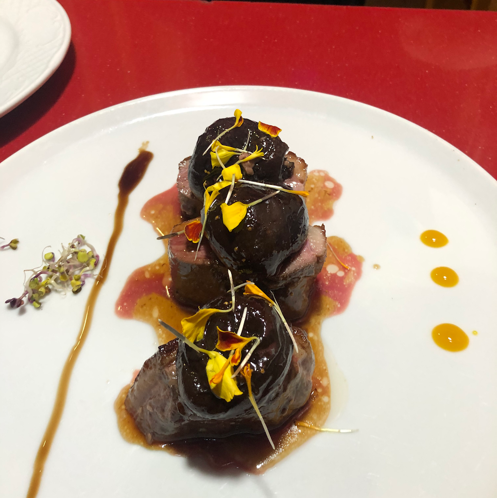 Restaurante la Cuchara Magica — Comida y bebida