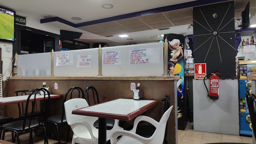 Bar Hermanos Chacon — Ambiente