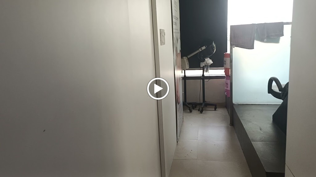 The Grooming Factory Unisex Salon