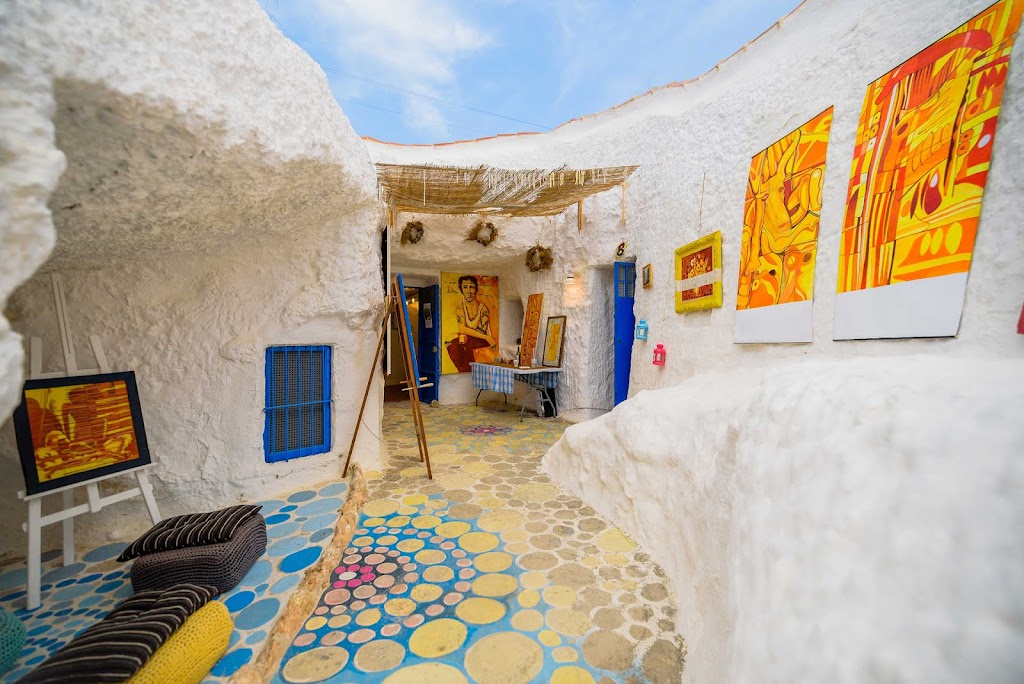 ArtGallery _ Cueva 8 - Manolo Cano