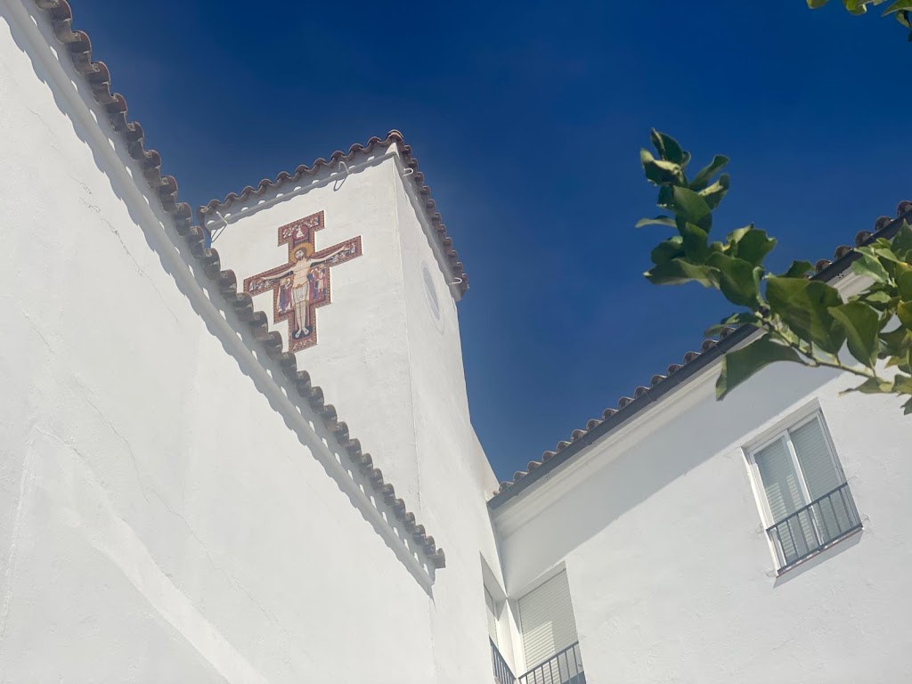 Residencia Amor De Dios / Fundacion Alonso Picazo