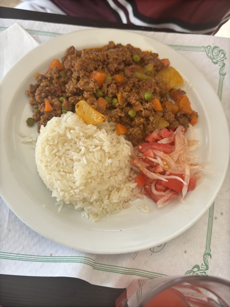 CAFE CAPITAL — Comida y bebida