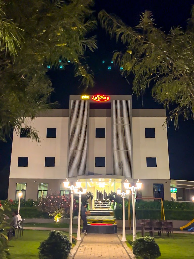 Hotel Sairatna