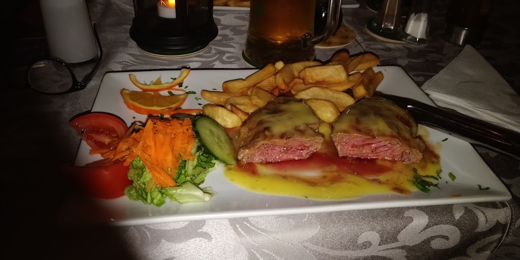 Benny Hills restaurante — Comida y bebida