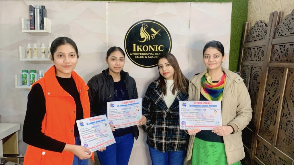 Ikonic Bridal Studio A Professional Beauty Salon