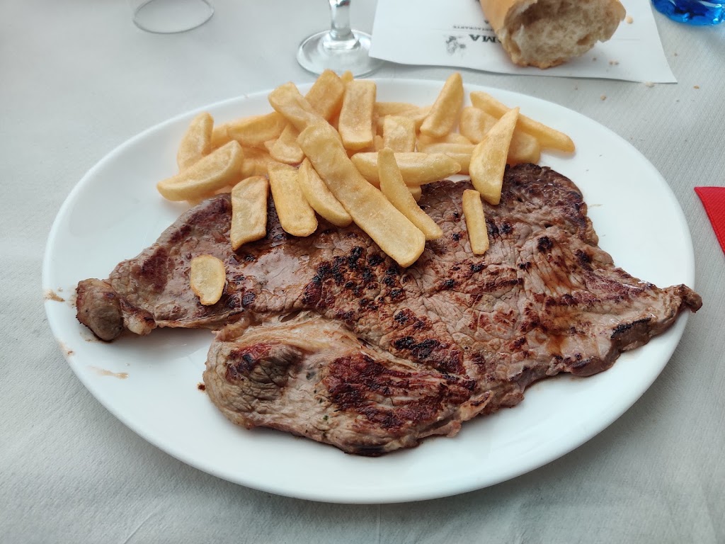 Cerveceria La Loma by Arturo's — Churrasco