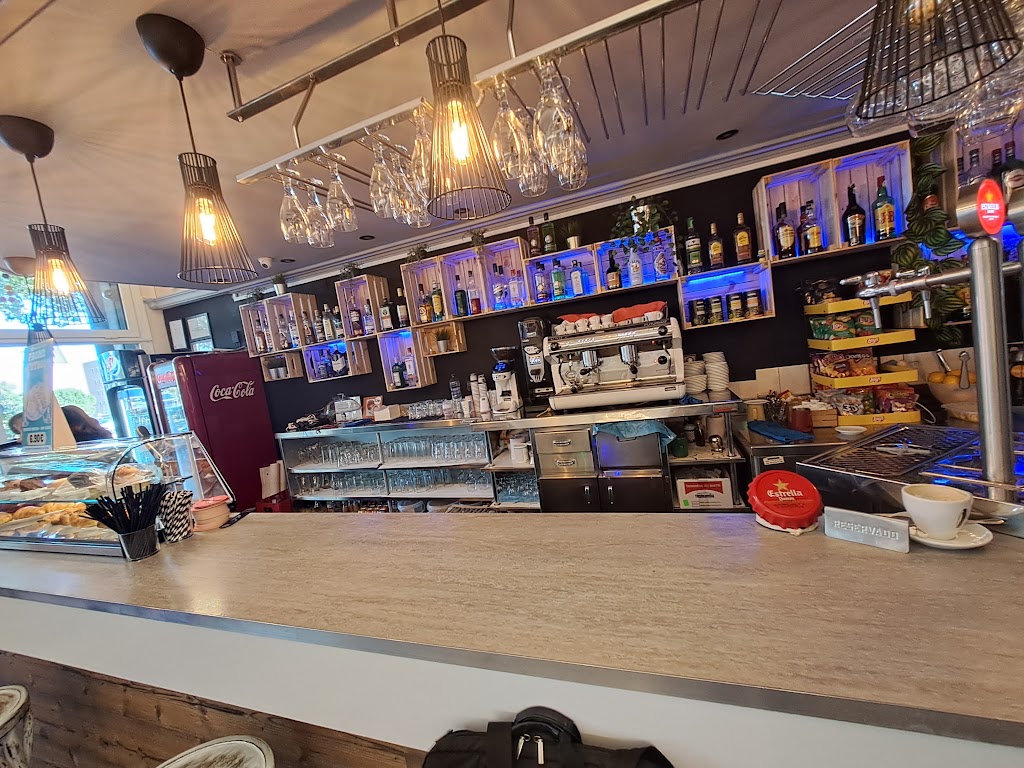 Orange Cafe — Ambiente