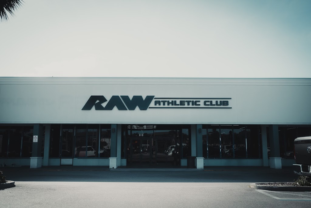  Raw Athletic Club - Stuart