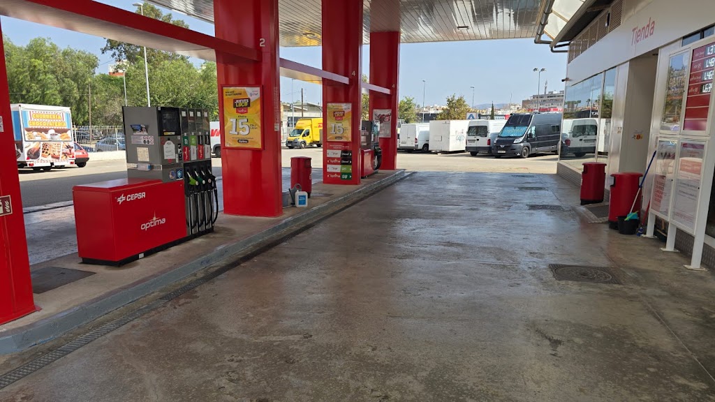 CEPSA APARCADOLORES — Estacion de servicio