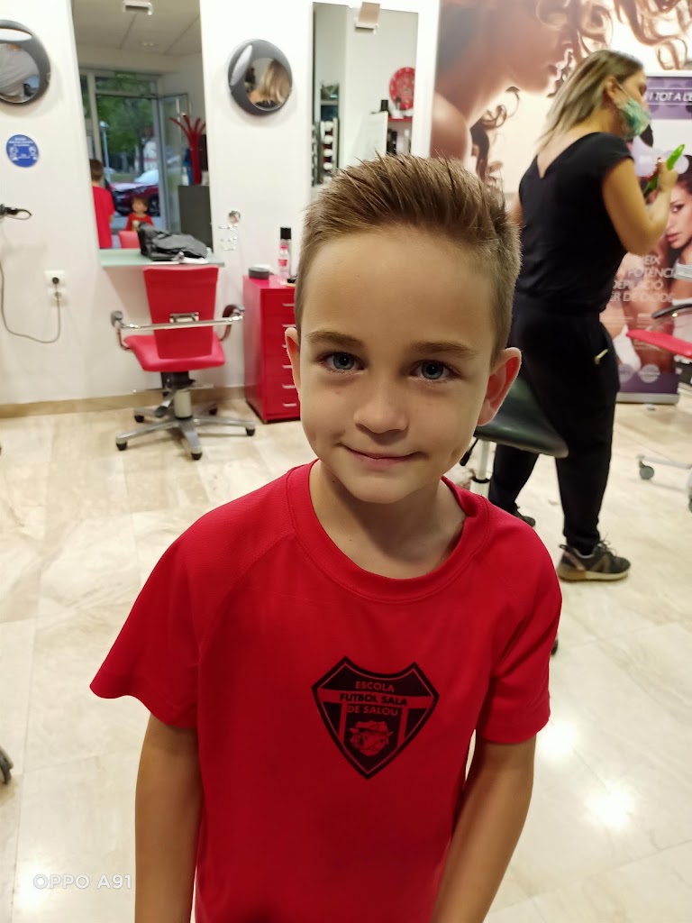 PERRUQUERIA SALOU- AZAHARA GIJON — Peinado