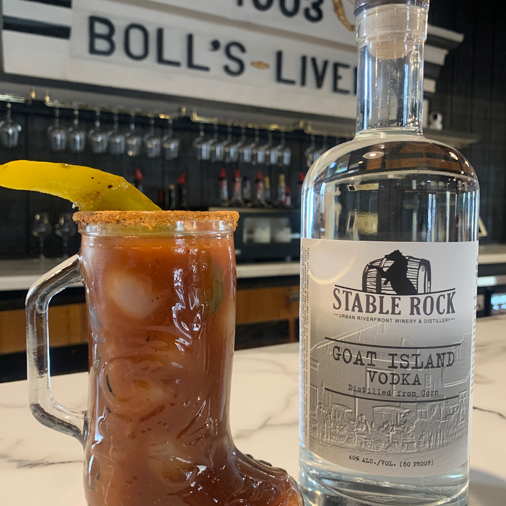  Stable Rock Winery, Distillery & Kitchen