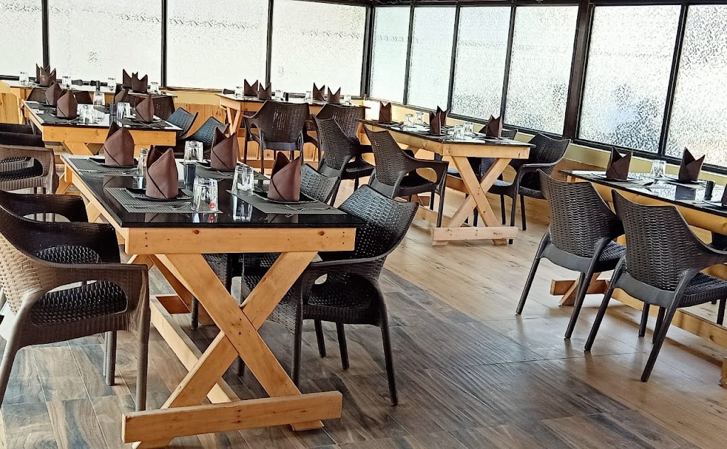 The Maple Lawn Restaurant