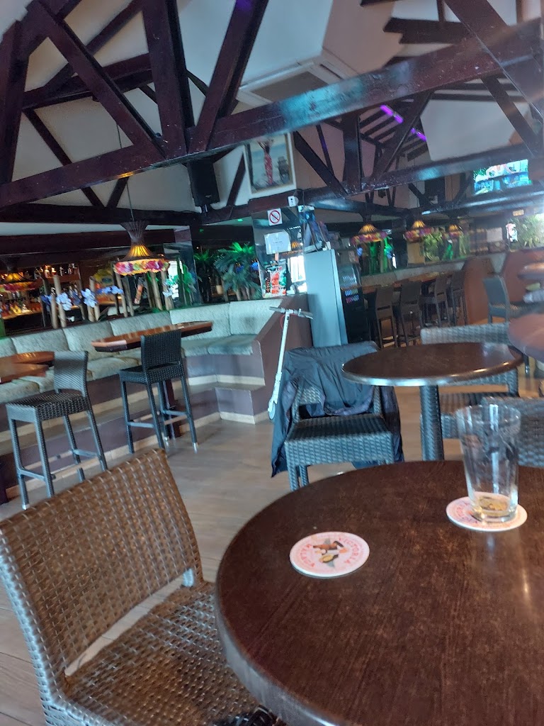 Bar Tahiti — Ambiente