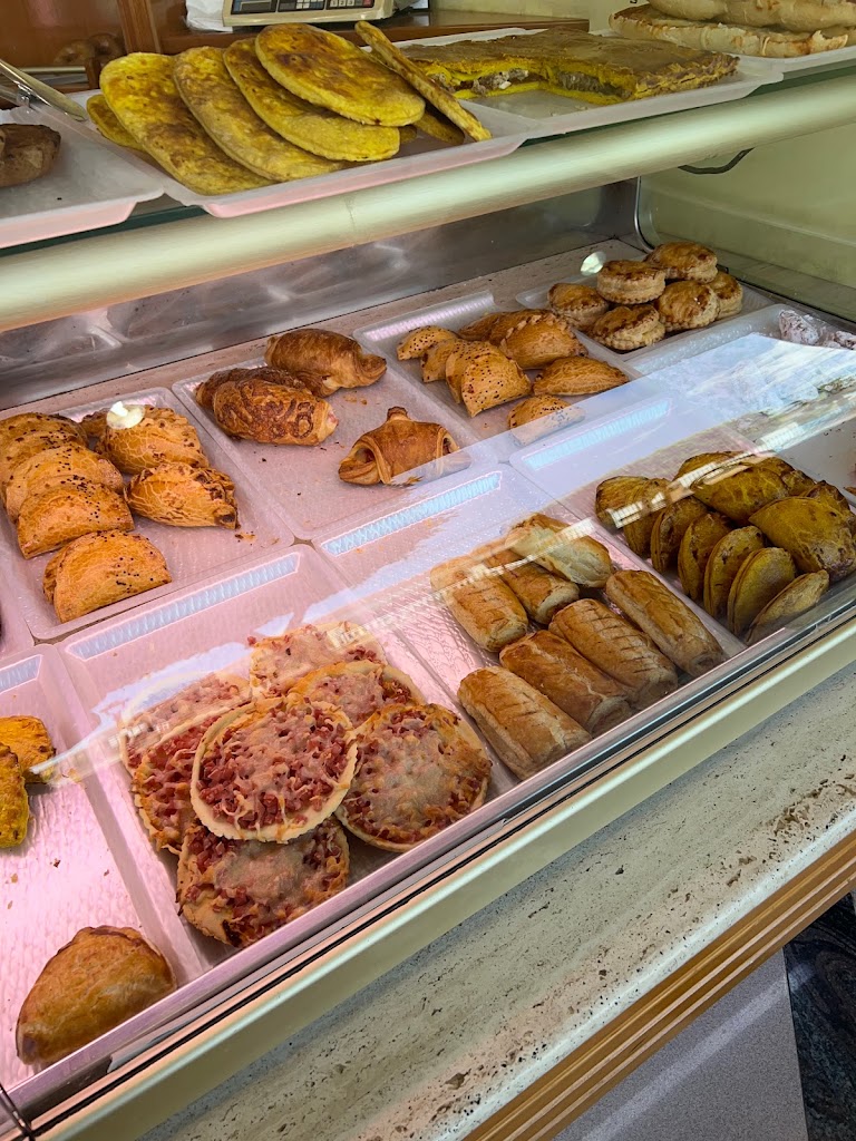 Panaderia Martin Rivera Madrid E Hijos — Comida y bebida