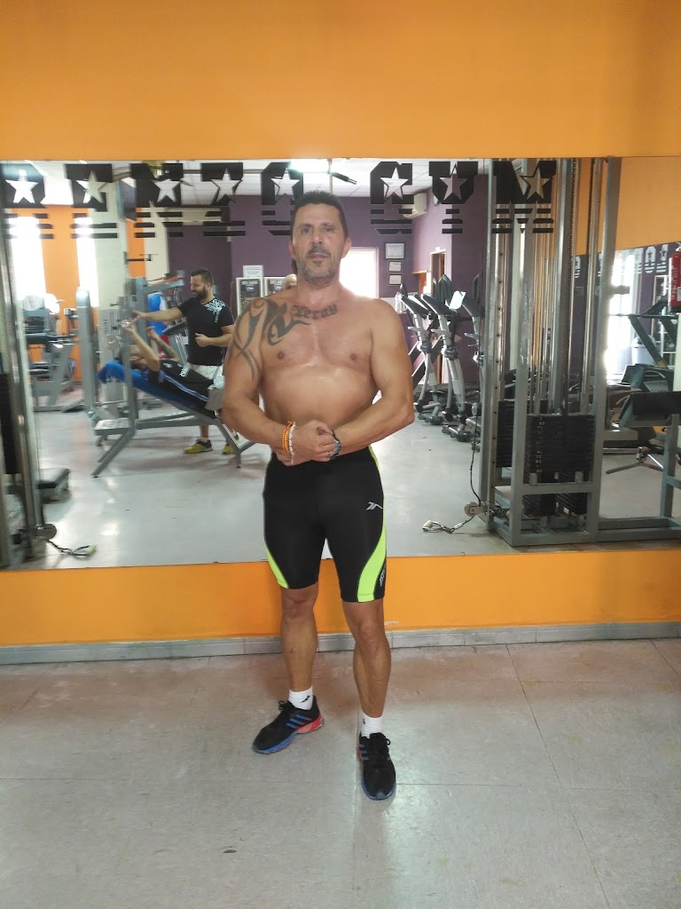 Gimnasio Club Lion I