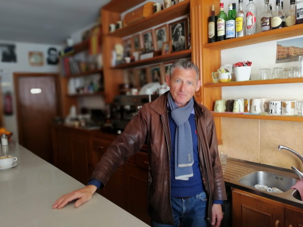 Cafe Italiano — Ambiente