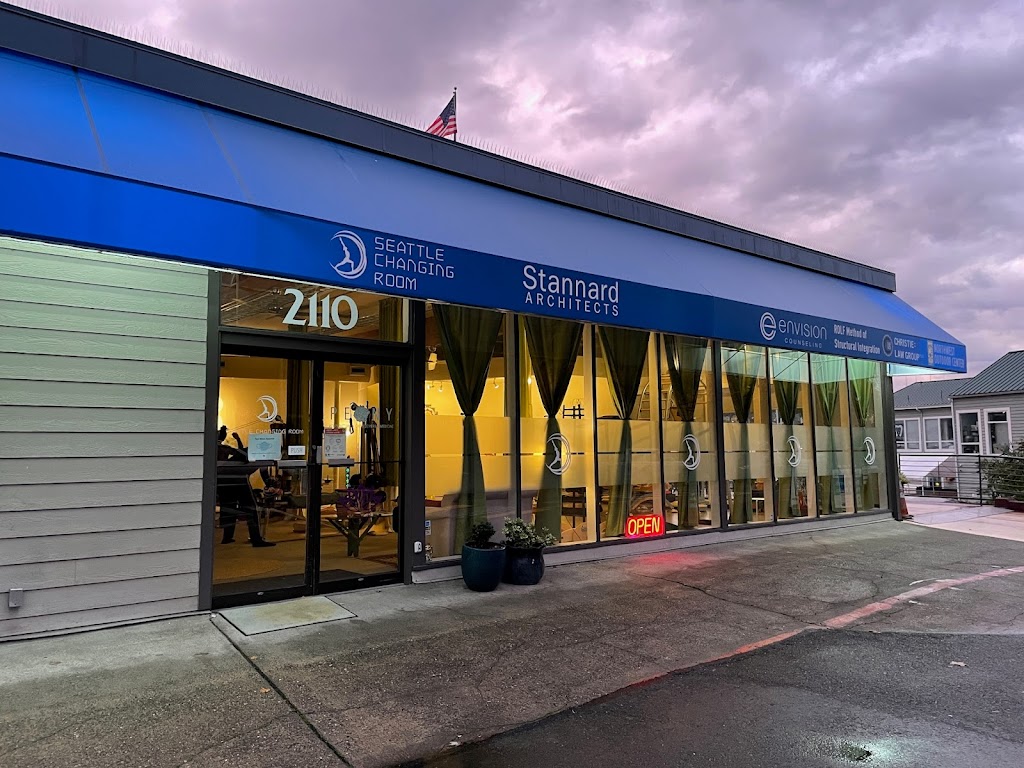  Seattle Changing Room