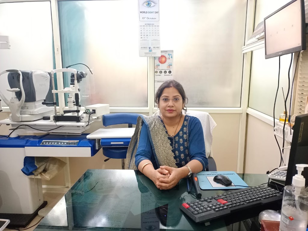 Dr Shraddha Tomar Eye Surgeon