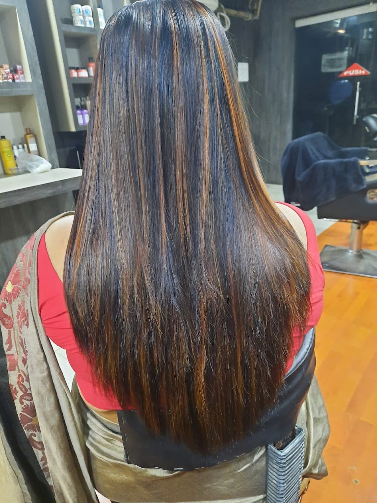 Da Kaparapu Salon Spa