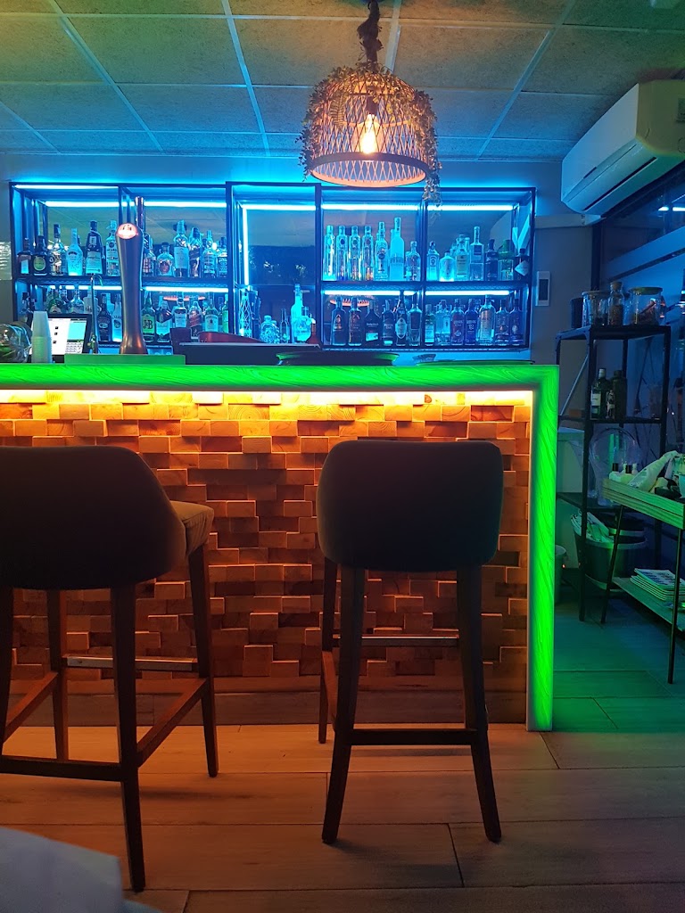 Bambu - Cafe y copas — Ambiente