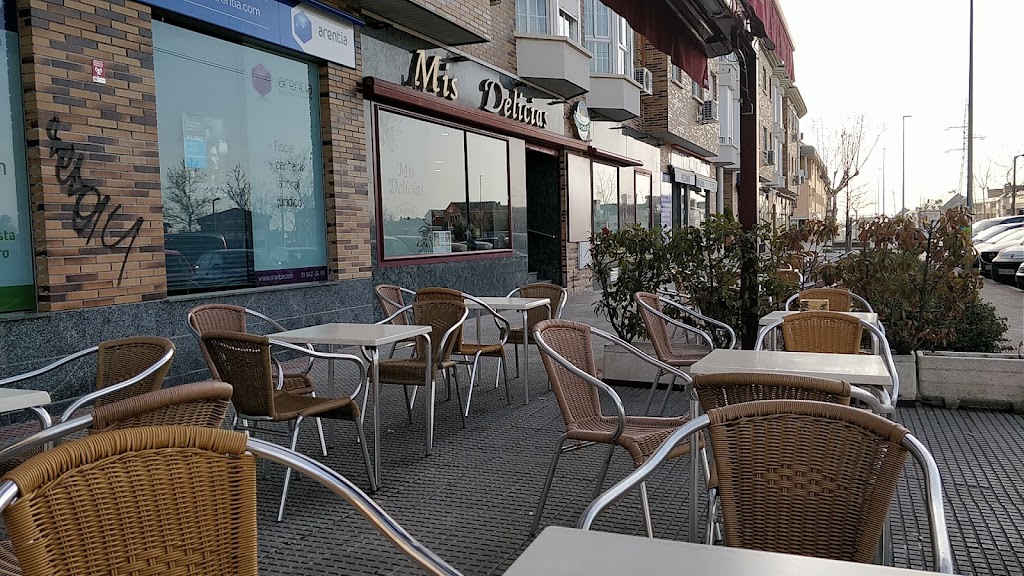 Pasteleria Mis Delicias — Ambiente