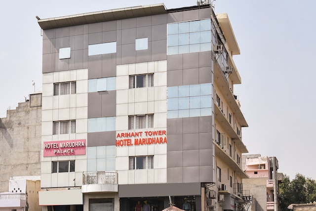Oyo 71727 Hotel Marudhara Palace