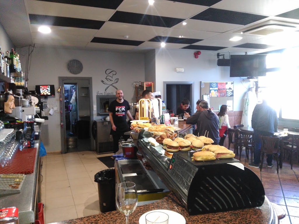 Taberna San Bartolome — Ambiente