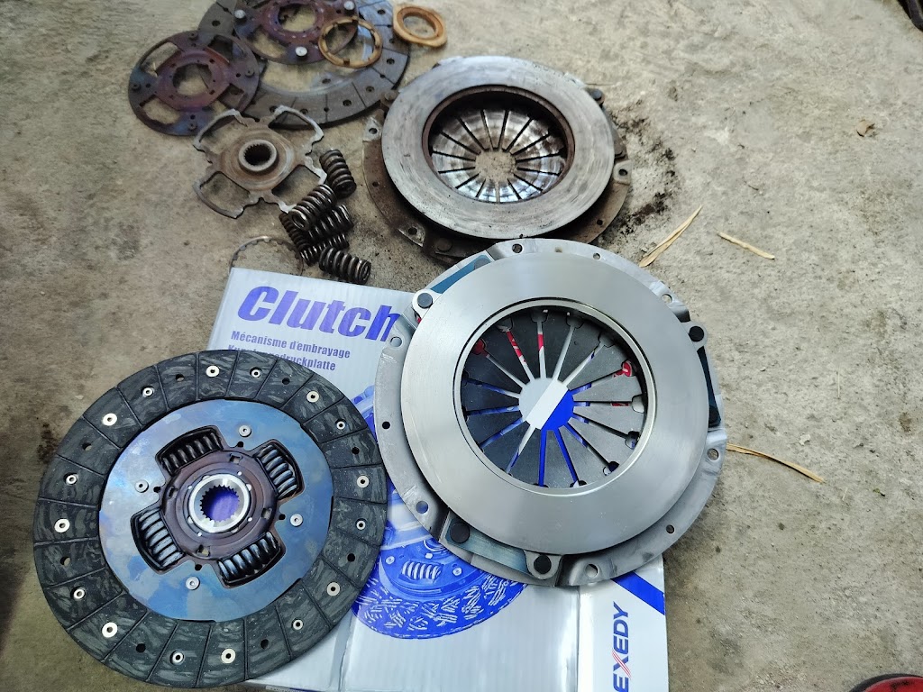 Bengkel mobil LATTIF