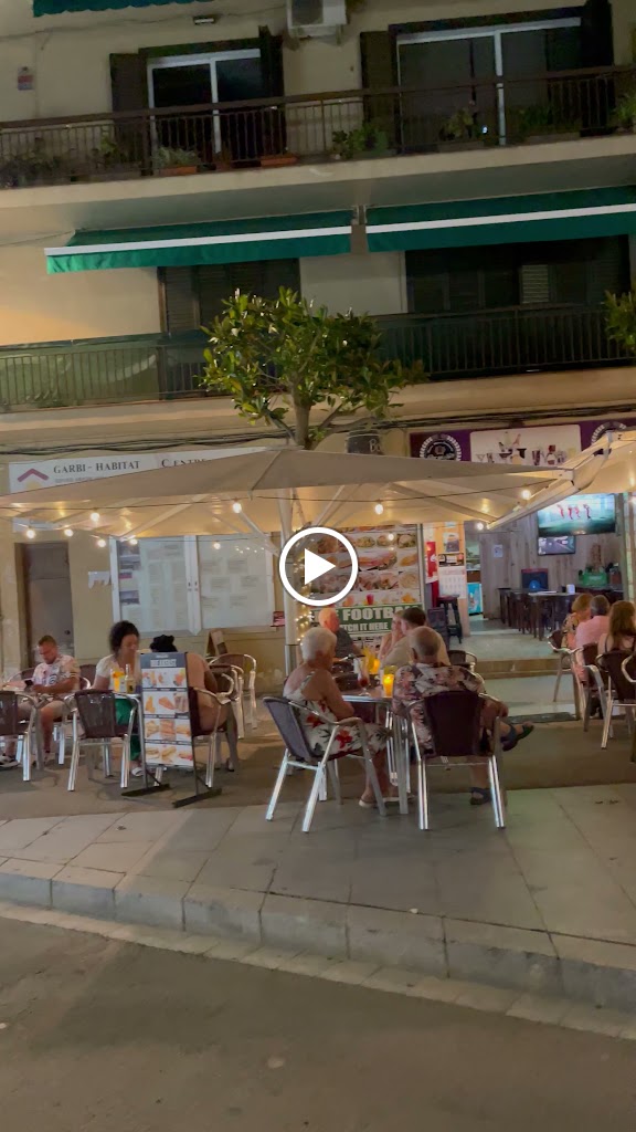 Bodega La Riera — Ambiente
