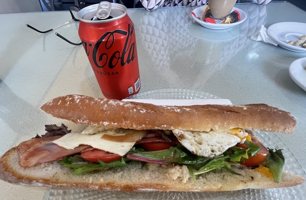 Dolce vita cafeteria