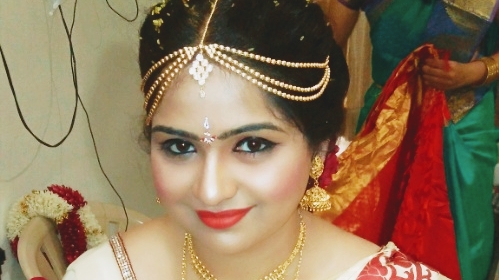 Sri Vinishaa Beauty Parlour