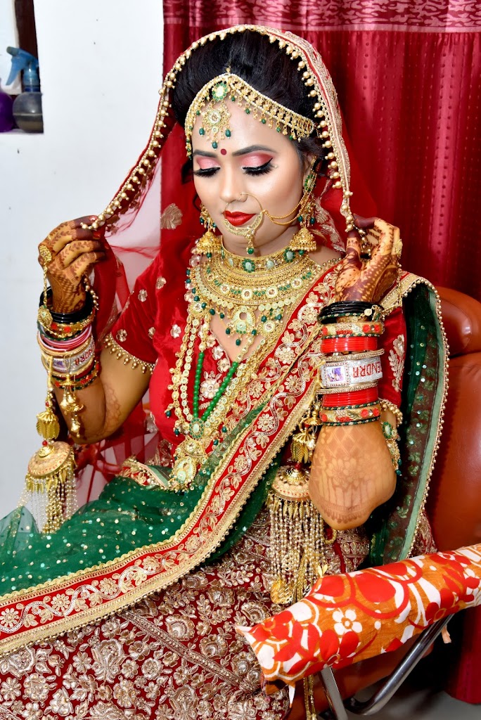 Gauri Beauty Parler Sabji Mandi