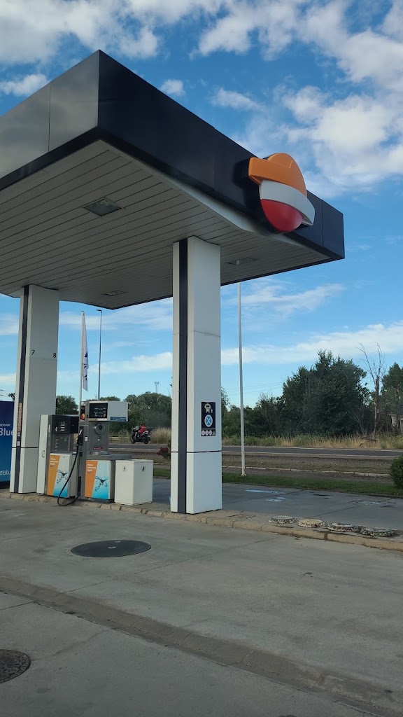 Estacion de Servicio Repsol — Surtidor de combustible