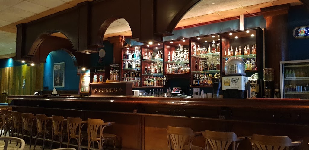 Coliseo Cafe Billares — Ambiente
