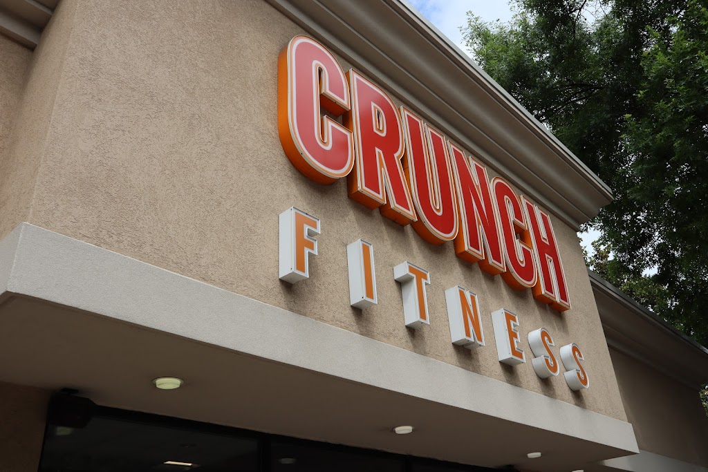  Crunch Fitness - Chevy Chase