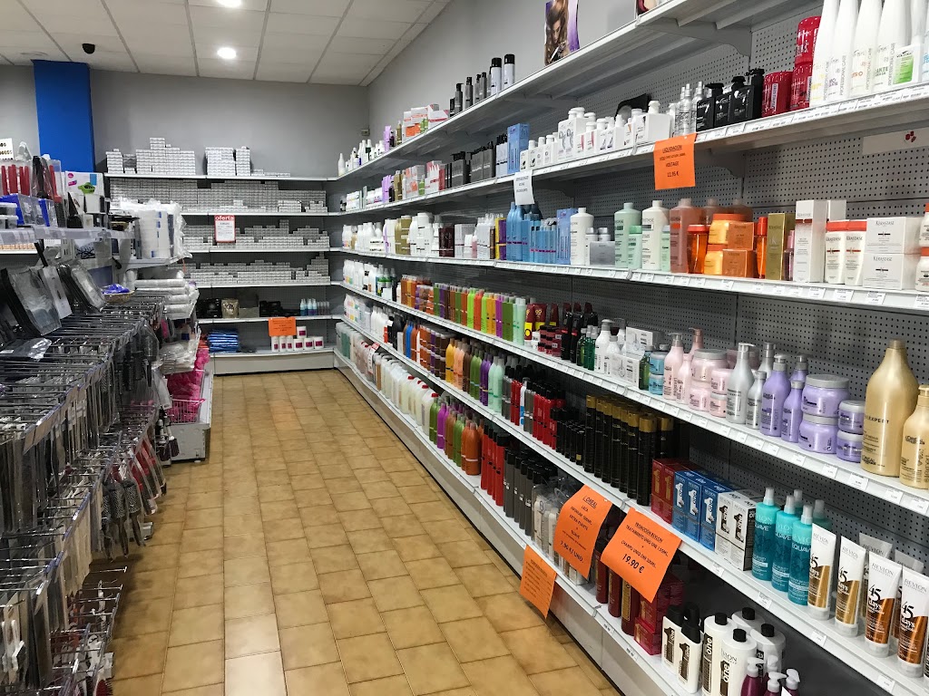 Tiendas GXs - Productos de peluqueria y estetica en Velez Malaga — Interior