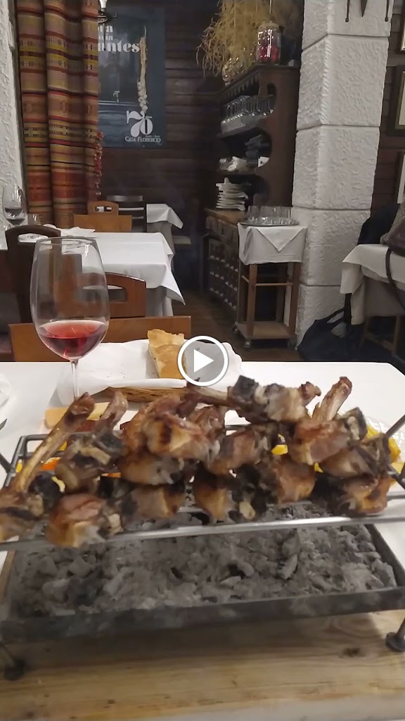 Restaurante Asador Casa Florencio — Videos