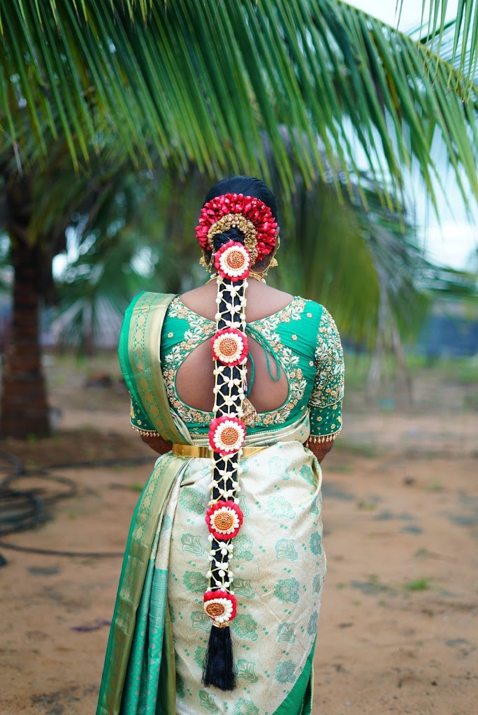 Sri Shaynaa Beauty Parlour And Training Academy