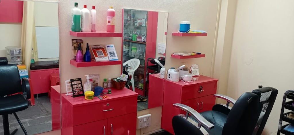 Navya Beauty Parlour