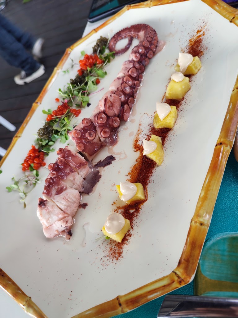 SalBeach Cosafina — Comida y bebida