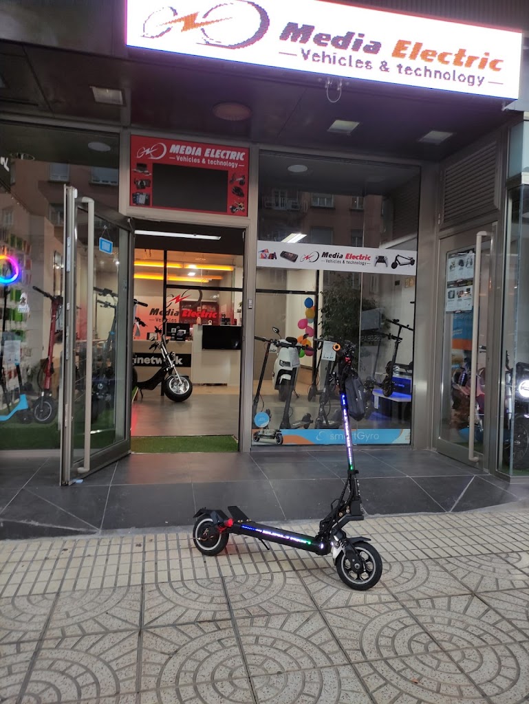 Taller patientes, Reparacion pinchazos, Reparacion baterias Media Electric