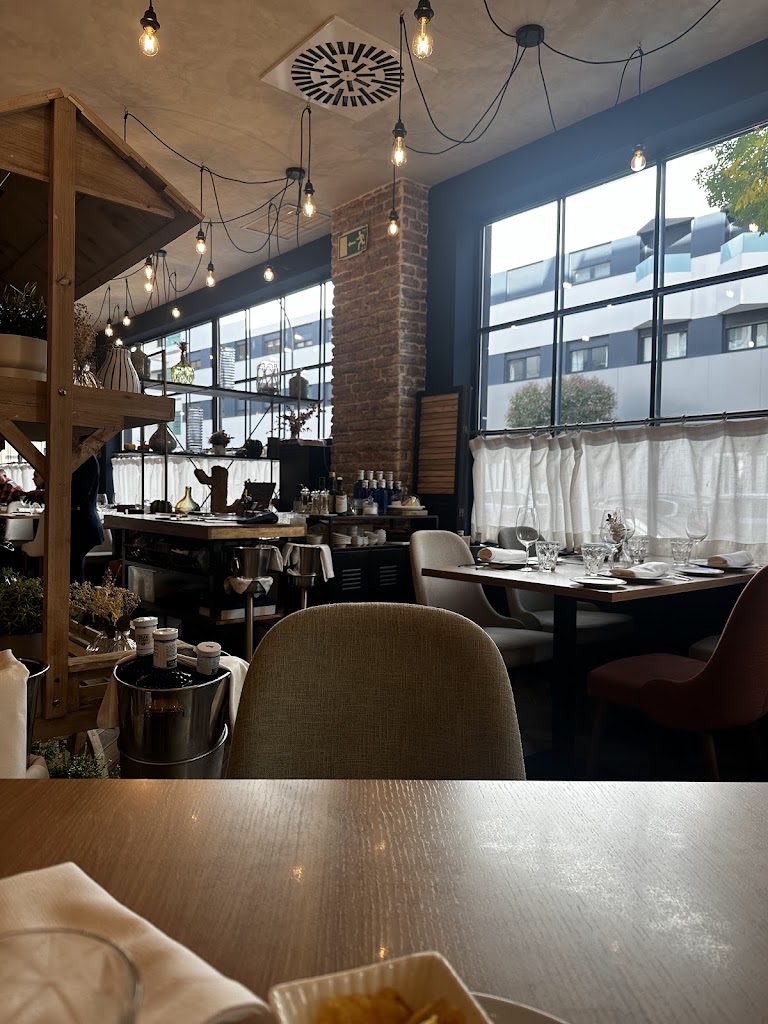 Restaurante Meet Getafe — Comida y bebida
