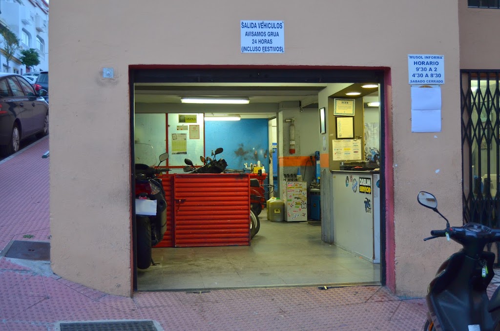 Talleres Motos Musol — Exterior